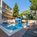 Mavi Deniz Hotel 4*