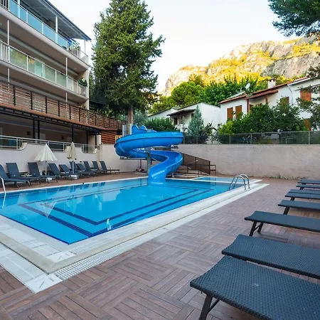 Mavi Deniz Otel 3*
