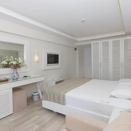 Otel Mavi Deniz