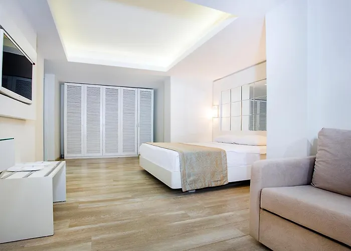 Mavi Deniz 3* Turunç