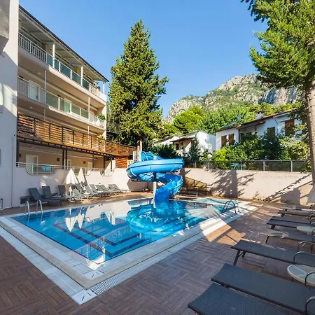 Mavi Deniz 酒店 4*