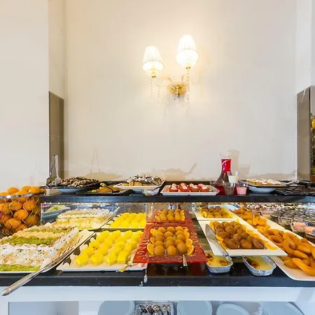 Mavi Deniz 酒店 图兰克